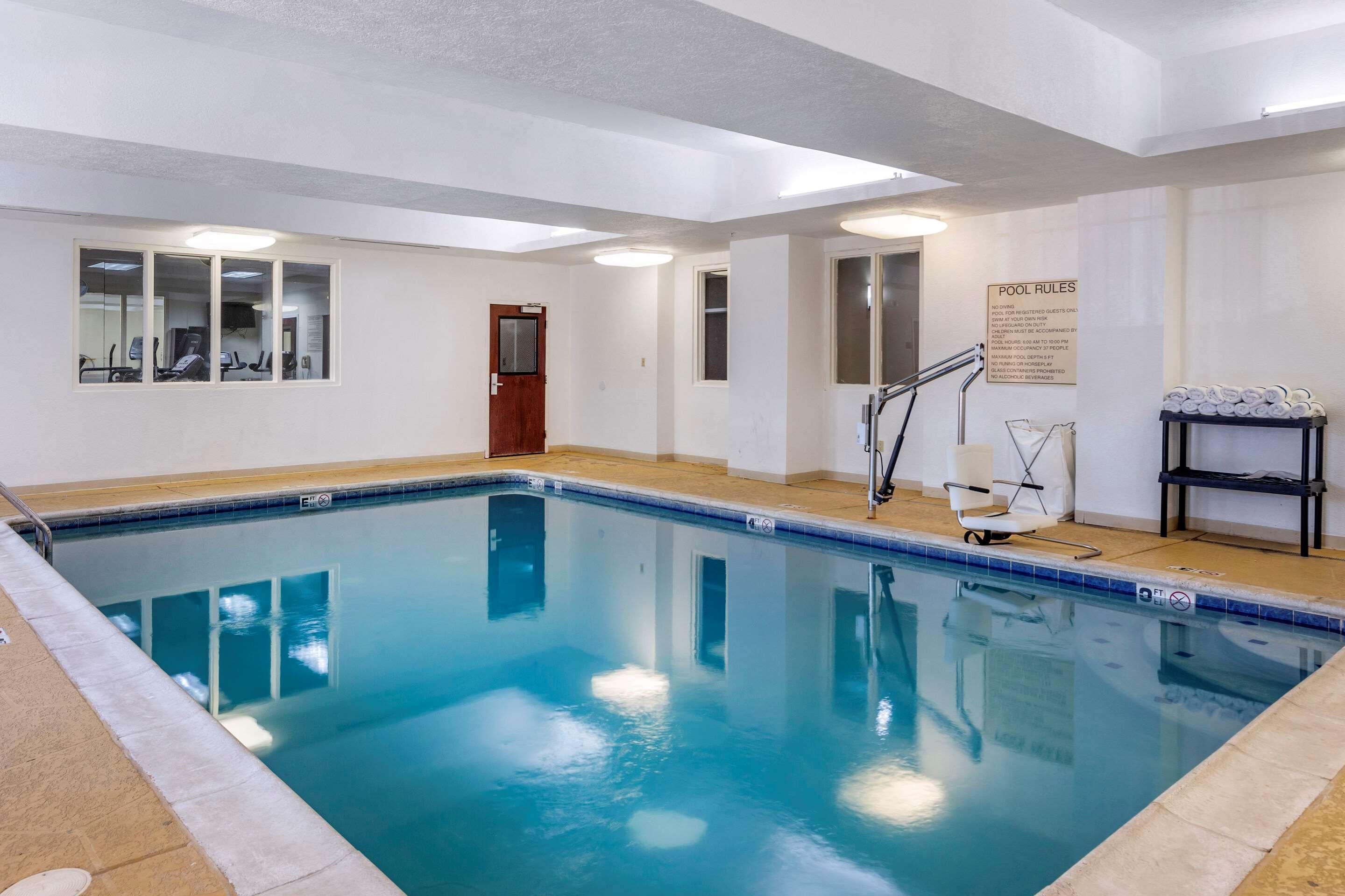 Comfort West I-20 Hotel 3*