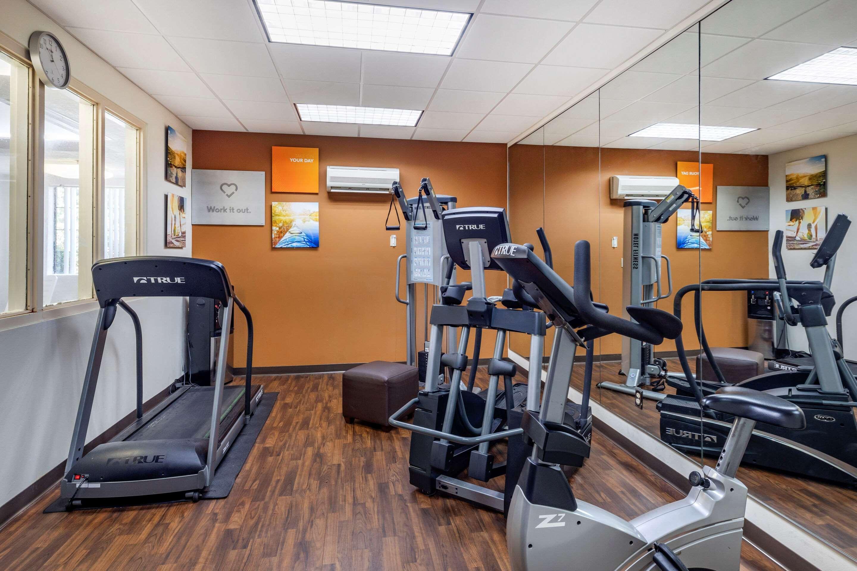 Comfort West I-20 Hotel 3*